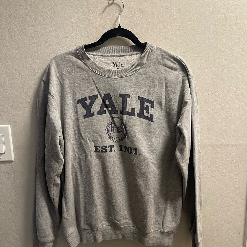 YALE Crewneck Sweater